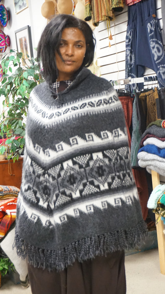 Unisex Poncho (Alpaca Wool Blend)